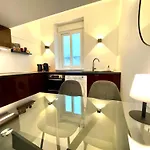 Duplex Cosy Au Coeur Du Vieux-nice * Nice