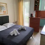 Chez Chebil In Rue Halevy - Near The Sea