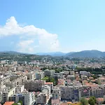 Appartement vue panoramique avec piscine pour 6 personnes à Nice quartier Pessicart