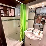 Abbaye - Spacieux Au Coeur Du Vieux-nice Apartment *
