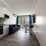 1 Min To Beach Bedroom Flat With 2 Ac And Parking In Summer