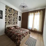 Belle Perle Rare Port De Apartment