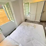 Carre D'or: Very Calm Cozy 2br, With Wi-fi Nice