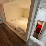 Carre D'or: Very Calm Cozy 2br, With Wi-fi Nice