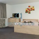 Fleurs - Studio Tout Equipe - Proche Mer