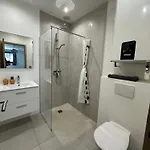 Apartment Grand Renove Proche ! Nice