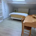 Chambre Avec Acces Terrasse Et Piscine