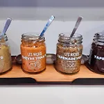De France, Un Ammi