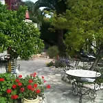 Bed & Breakfast Castel Enchante Nice