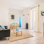 Apartment Modern 2-bedroom Center Nice