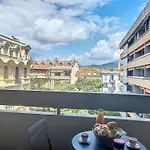 Nestor&jeeves - Pop Art - - Balcony