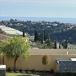 Holiday home De Charme 6 Pieces Avec Vue Sur Les Hauteurs De Nice