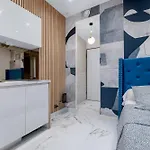 Renting - 5france - Luxe & Comfort Seafront Massena Nice