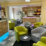Hotel Busby 3*