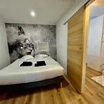 Apartment Old Town Lovely In *
