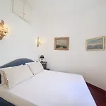 Nestor&Jeeves - Kribi - Central