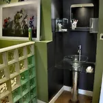 Apartment - Stylish Downtown