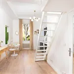 The Calypso - Quiet - New - Central