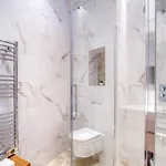 Apartment 4 Stars Palais Hermitage, 5 Pers, Ac, Full Confort *