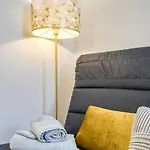 Apartment 4 Stars Palais Hermitage, 5 Pers, Ac, Full Confort *