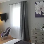 Villa Kilauea B&B