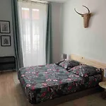 Ultra Central, Air Conditionned, Very Quiet!