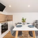 Apartment Beau Deux Pieces Cozy Avec Terrasse N11 *