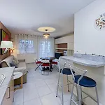 Rosanoff - Wifi, Ac, 3Pers