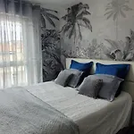 Apartment Pretty Flat, 100m Promenade In City Center Nice