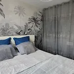 Pretty Flat, 100m Promenade In City Center Apartment Nice