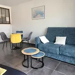 Pretty Flat, 100m Promenade In City Center Apartment