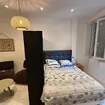 Studio Refait A Neuf Centre De Nice