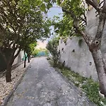 Nice Appartement En Villa Avec Jardin