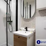 Apartment T2 Air-conditioned District Liberation