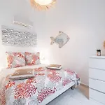 Apartment La Petite Chaise Bleue Classe 3 Etoiles *