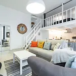 Apartment La Petite Chaise Bleue Classe 3 Etoiles Nice