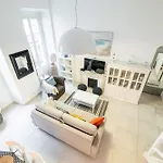 La Petite Chaise Bleue Classe 3 Etoiles Apartment *