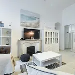 La Petite Chaise Bleue Classe 3 Etoiles Apartment