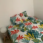 Apartment Avec 2 *