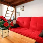 Studio 2 Steps From The Sea, Calm, Full Furnished