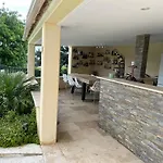 Duplex Oliveraie Piscine Au Sel Marin Et Parking