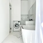 Apartment Luxuriously Furnished Bright Newly Renovated Oasis
