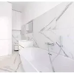 Apartment Luxuriously Furnished Bright Newly Renovated Oasis *
