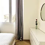 Apartment Bright, Newly Renovated *