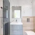 Bright, Newly Renovated * Nice