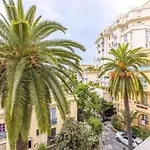 Bright, Newly Renovated Apartment