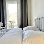 Apartment Bright, Newly Renovated *