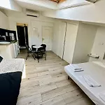 A Meyerbeer Apartment