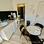 Apartment A Meyerbeer