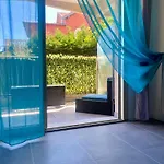 Apartment Jardin Fleuris Parking Nice